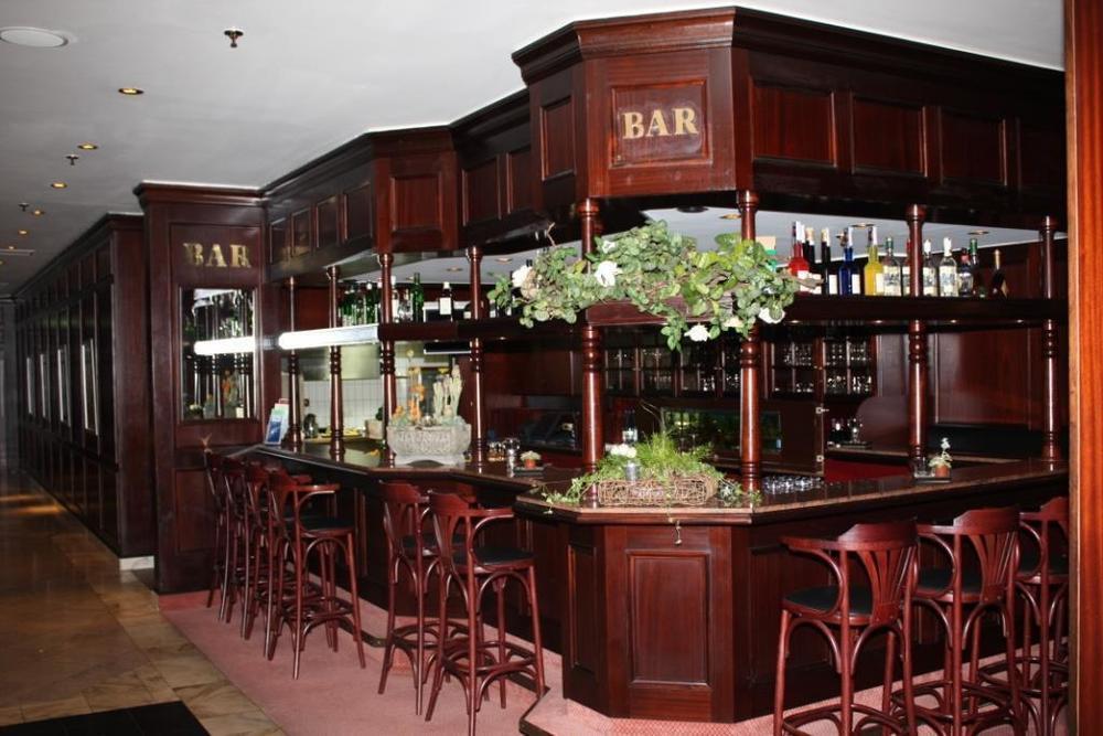 Sachsenwald Hotel Reinbek Étterem fotó
